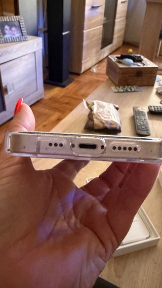 iPhone 13 con funda MagSafe