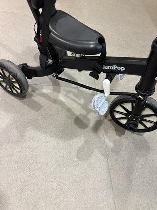 Triciclo infantil con manillar