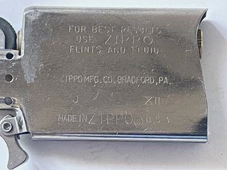 Mechero Zippo Slim Cromado Grabado Fleur-de-Lis