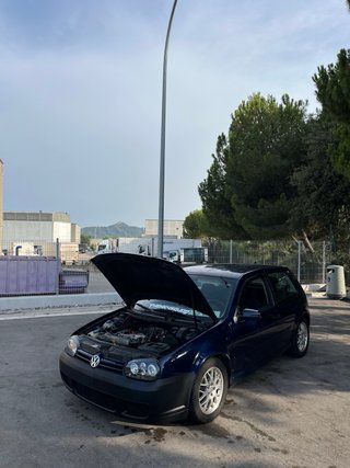 Volkswagen Golf 4 GTI