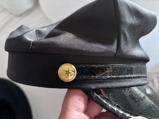 Sombrero y Gorra
