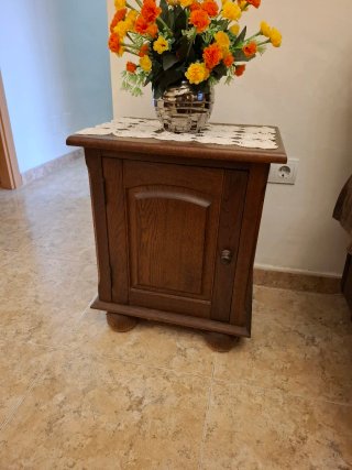 Mesita auxiliar de comedor de madera