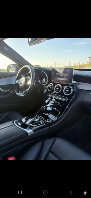 Mercedes-Benz Clase C 220 AMG Line 9G-TRONIC