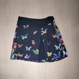 Falda mariposas