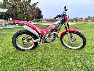 Moto Trial Gas Gas Roja/Plata