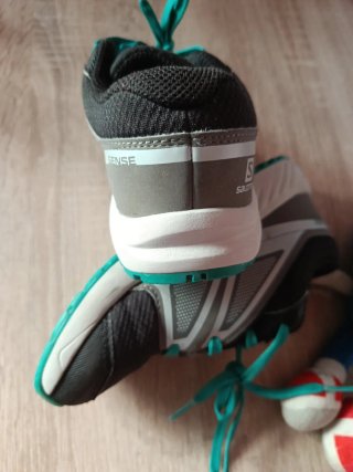 Zapatillas niño Salomon negras y turquesa