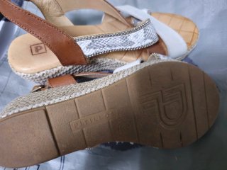 Sandalias Pitillos Marrón y Blanco