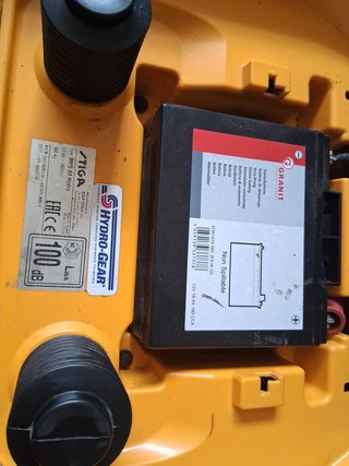 Tractor Cortacésped STIGA 3084 H Hidrostático