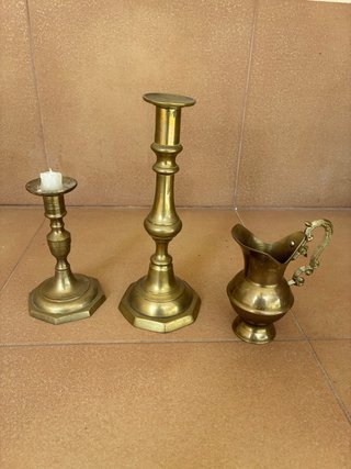 Juego Candelabros y Jarra Bronce Antiguo