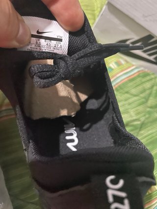 Nike Air Max 270 (Talla 43)