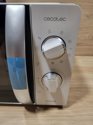Cecotec Microondas ProClean 2110 Grill 700W