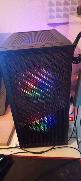 PC Gaming RTX 4060 Gigabyte