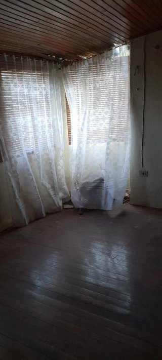 Vendo casa de piedra para  restaurar