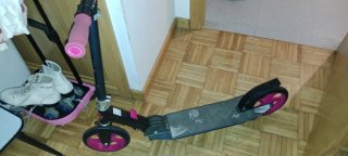 Patineta infantil rosa y negra
