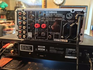 YAMAHA  RX-E600 MK2 (579) amplificador