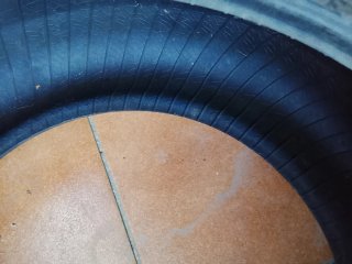 Neumático Pirelli sin cámara