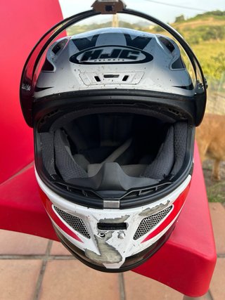 Casco HJC RPHA 11 con visor oscuro