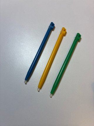 Nintendo DSi XL Cereza