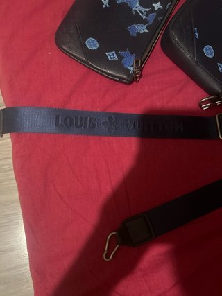 Borsello Louis Vuitton nero e blu