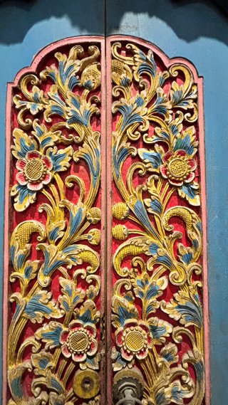 Puerta decorativa Antigua Templo Balinés