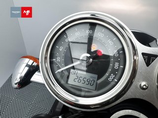 TRIUMPH BONNEVILLE T100 2017 26590 kms.