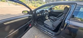 Opel Astra GTC 2009
