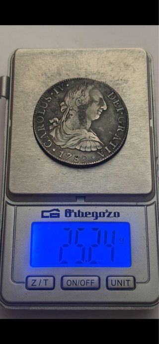 8 Reales 1789 (MBC) México Carlos IV