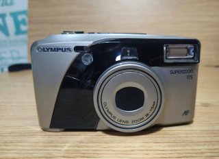 Olympus Superzoom 115 Cámara Analógica