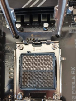 Placa Base Gigabyte B650 Eagle AX AM5