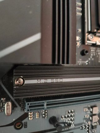 Placa Base Gigabyte B650 Eagle AX AM5
