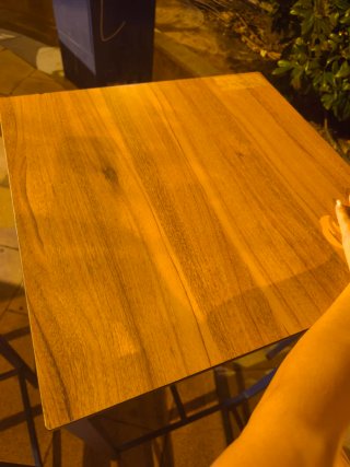 Mesa alta terraza + 4 sillas oferto por mudanza