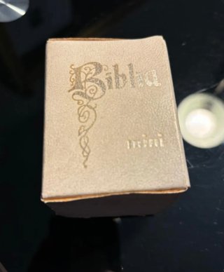 Mini biblias pequeñas virgen Cristo capilla