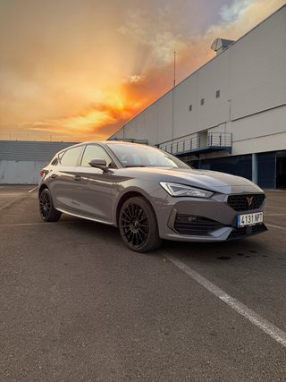 CUPRA Leon 2021 1.4 e-Hybrid VZ DSG - 2021