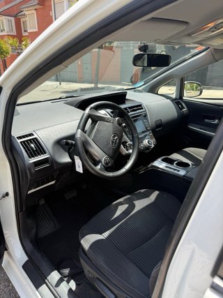 Toyota Prius+ 2016