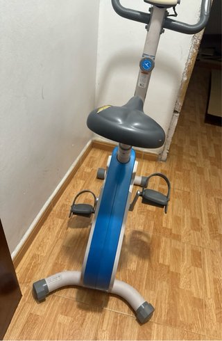 Bicicleta Estática Azul y Gris