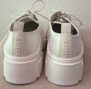 Zapatos ASOS Design blancos plataforma fiesta