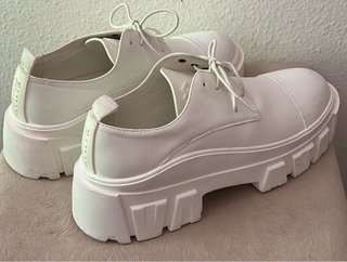 Zapatos ASOS Design blancos plataforma fiesta