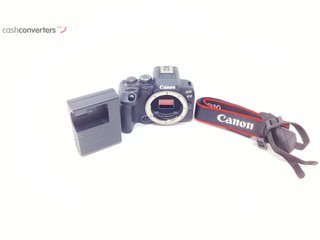 camara digital evil canon eos r10