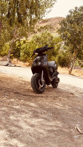 Moto Scooter 49cc Negra