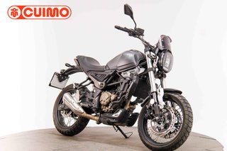 VOGE 300 AC