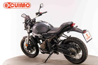 VOGE 300 AC