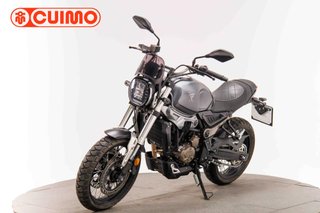 VOGE 300 AC