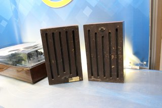 Tocadiscos vintage Bettor Ami 10-S Dual 1010-S. Con radio. Años 70-80.