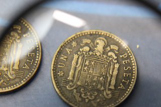 13. 2 Monedas de 1 peseta 1953 (una peseta). *54, *60