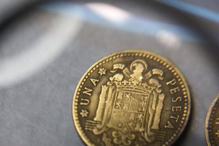 13. 2 Monedas de 1 peseta 1953 (una peseta). *54, *60