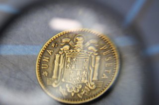 14. 3 Monedas de 1 peseta 1963 (una peseta).