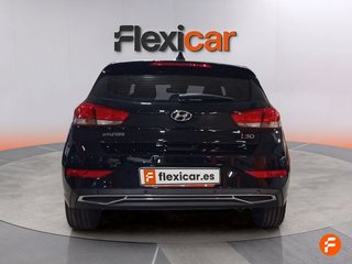 Hyundai i30 1.5 DPI Essence