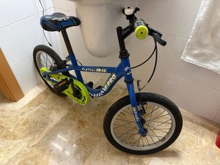 Vendo bicicleta infantil B-PRO JR16 de 16 pulgadas