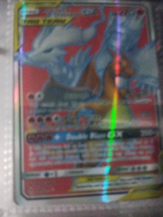 Carta Pokémon Charizard GX Cromada