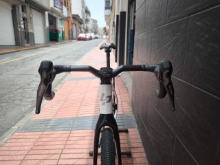 Gravel Lapierre Crosshill CF 8.0